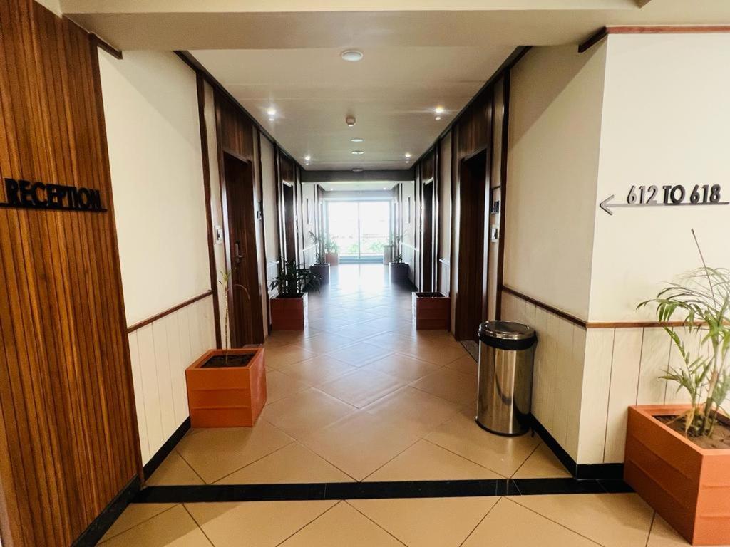 The Lemon Grass Hotel Gandhinagar Exterior photo